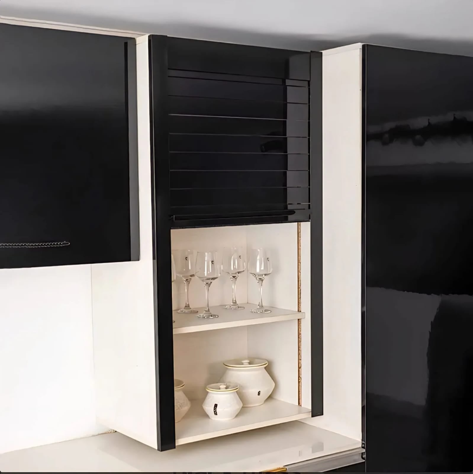 Glass Rolling Shutter (600mm)